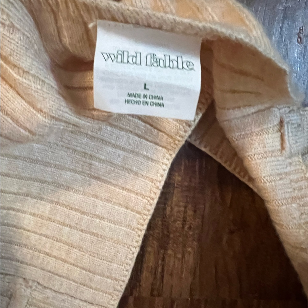 Wild Fable Top Size large - Picture 3 of 3